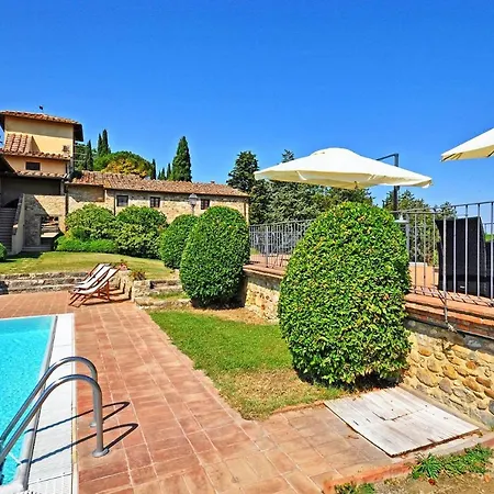 Apartamento Le Quattro Strade Sleeps 4 T241665