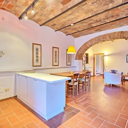 Apartamento Le Quattro Strade Sleeps 4 T241665 *