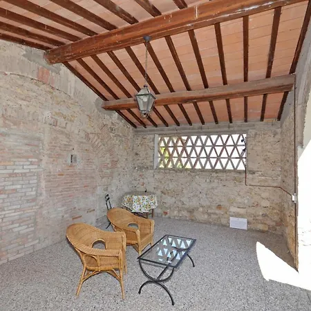 Le Quattro Strade Sleeps 4 T241665 Apartamento Mercatale Val Di Pesa